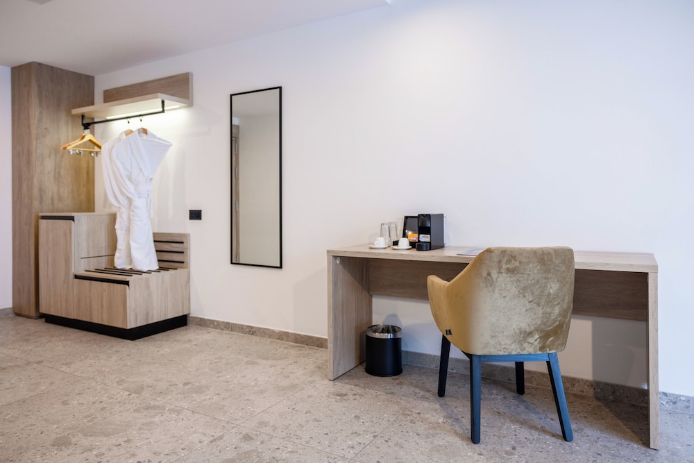 Hotel Levante St. Julians, Affiliated by Melia 5/34