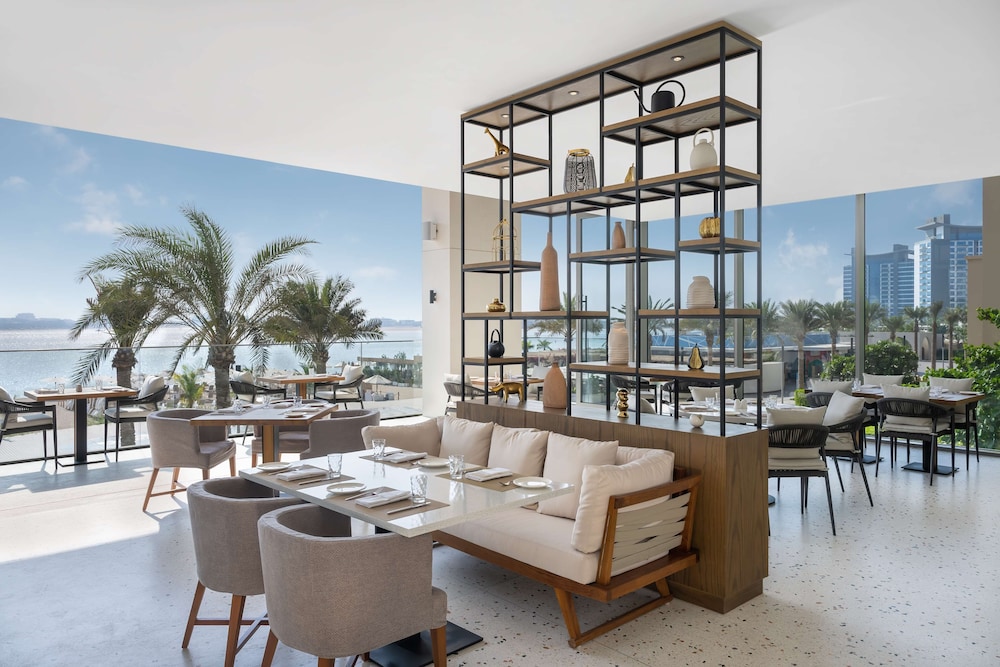 Radisson Beach Resort Palm Jumeirah 23/49