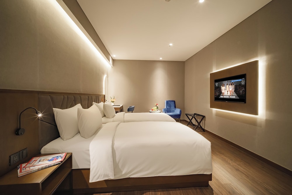 Nhat Ha Lavish Hotel 17/40