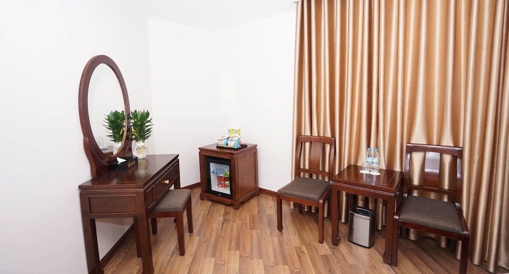 Seastar Hotel Ha Long 47/53