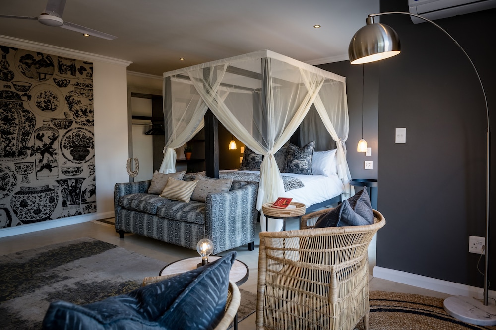 Safari Moon Luxury Bush Lodge 27/50