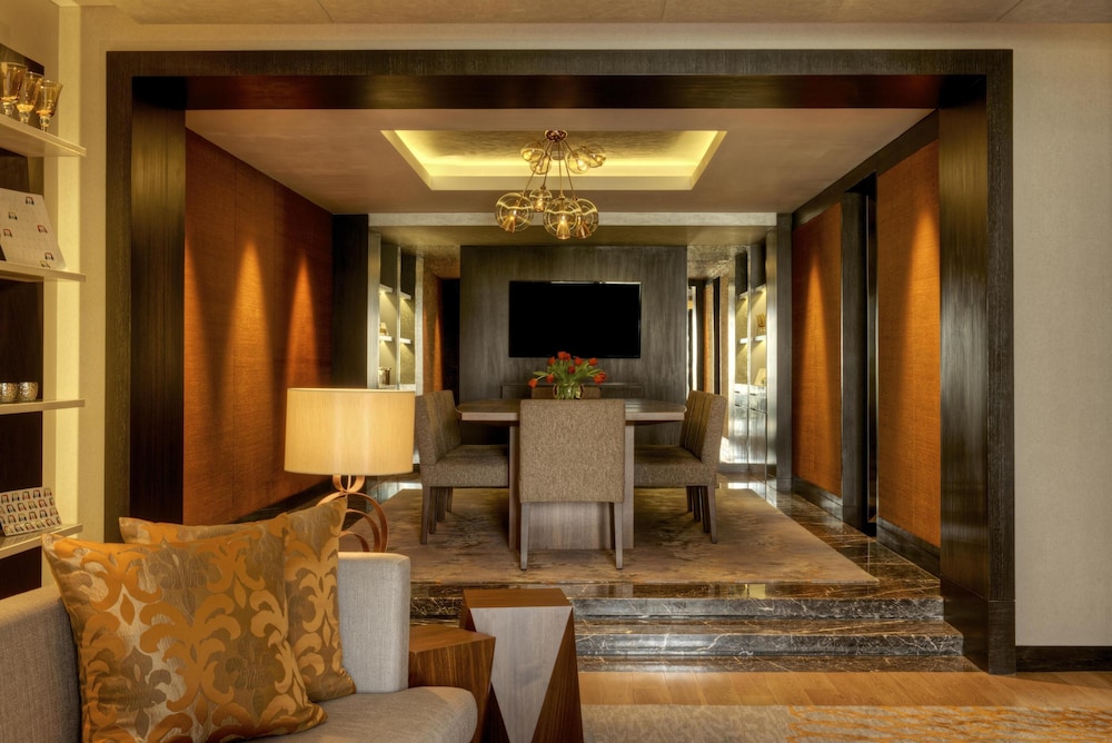 Grand Hyatt Mumbai Hotel and Residences 65/75