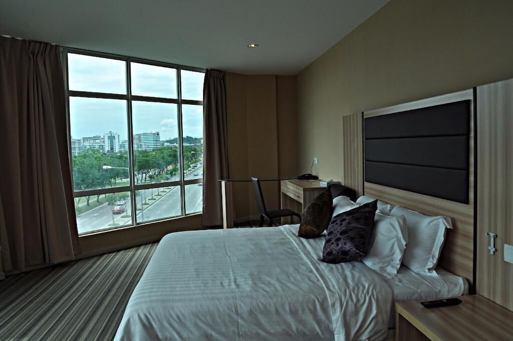 Palette Kota Kinabalu Near by Imago Shopping Mall Formerly Zara's Boutique Hotel 32/53