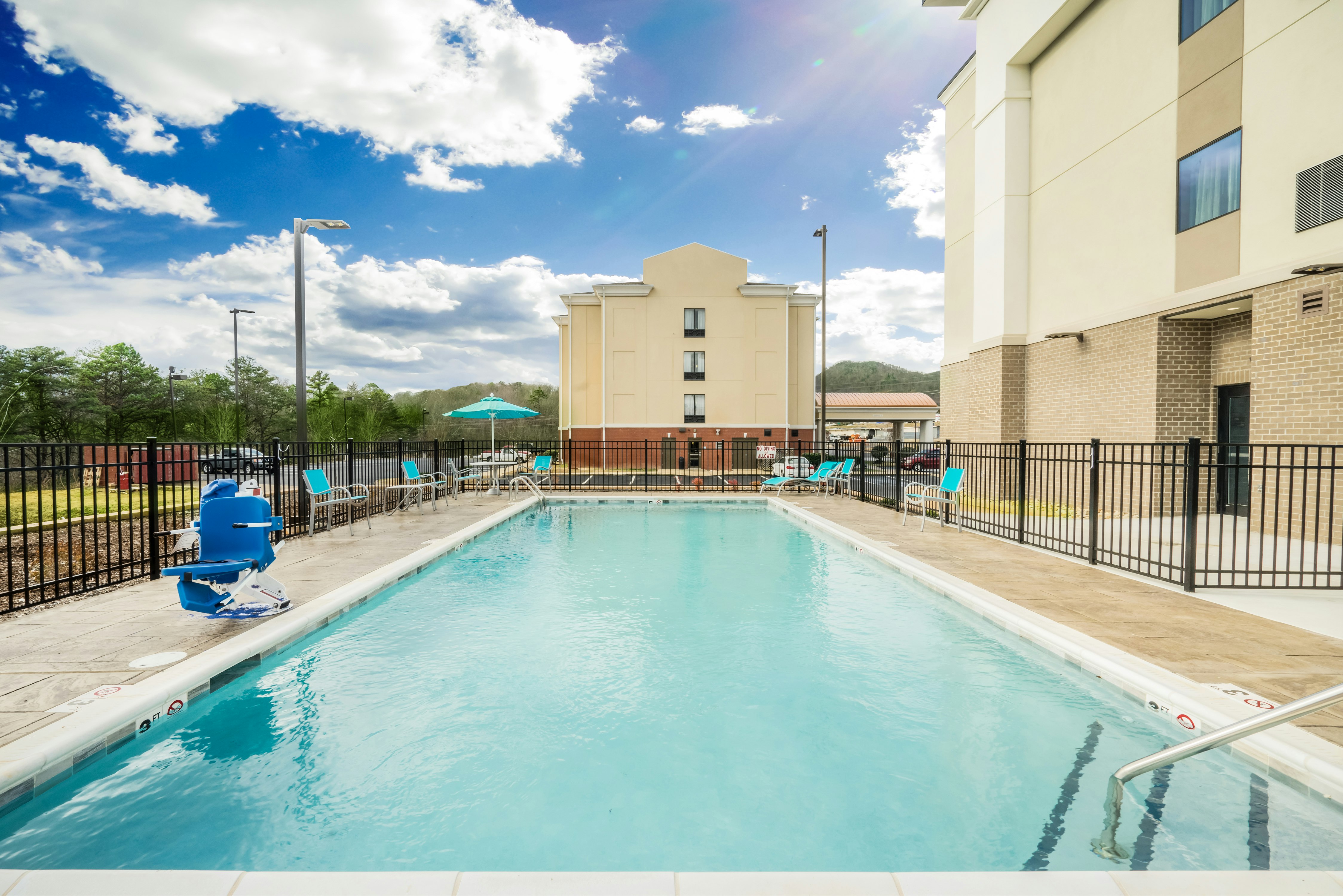 Hampton Inn Newport, TN 34/34
