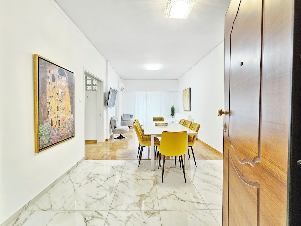 Athens House 39/49