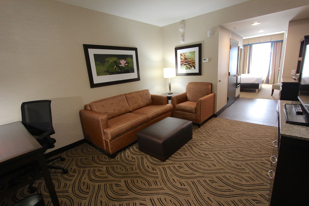Hilton Garden Inn Findlay 36/80