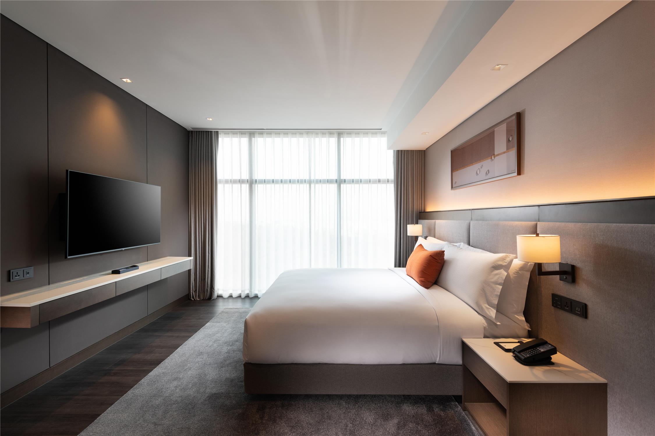 King Deluxe One Bedroom Suite