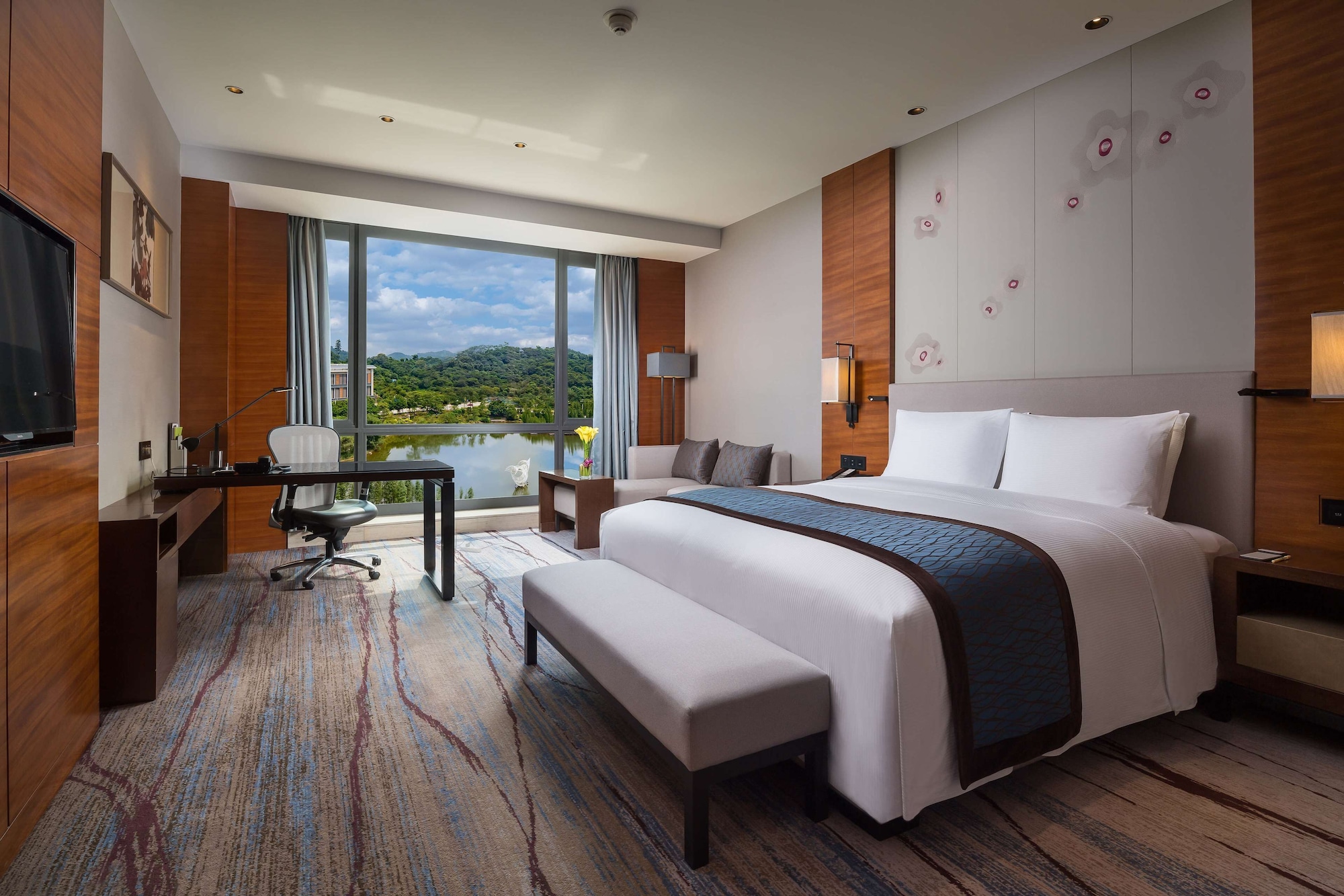 ROOM, KING BED, GARDEN VIEW