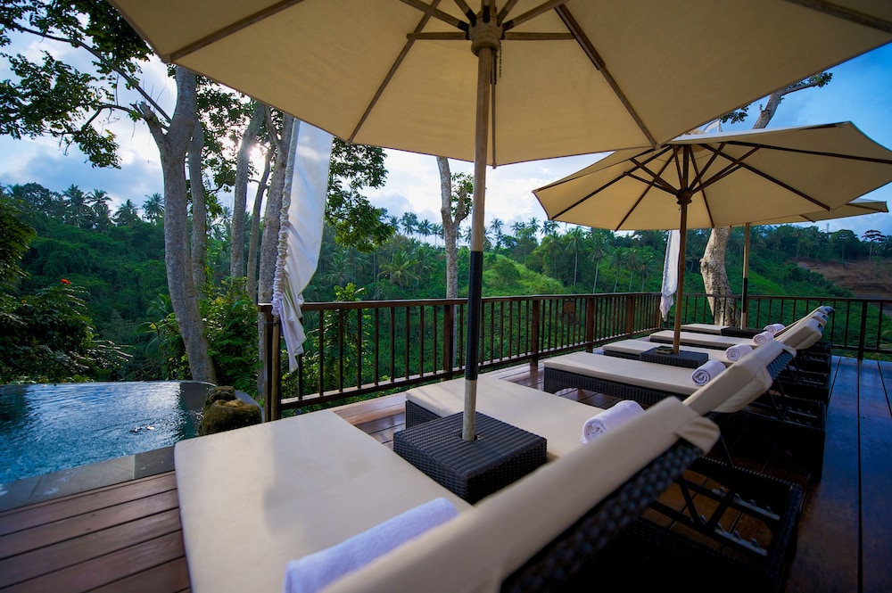Natura Resort And Spa 58/72