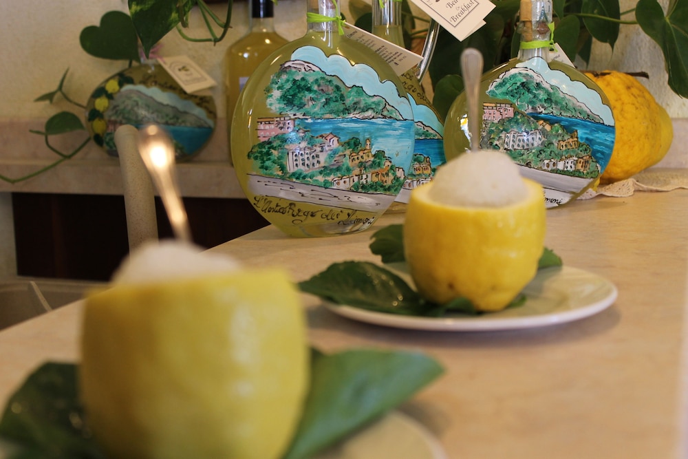 L Antico Borgo Dei Limoni 14/50