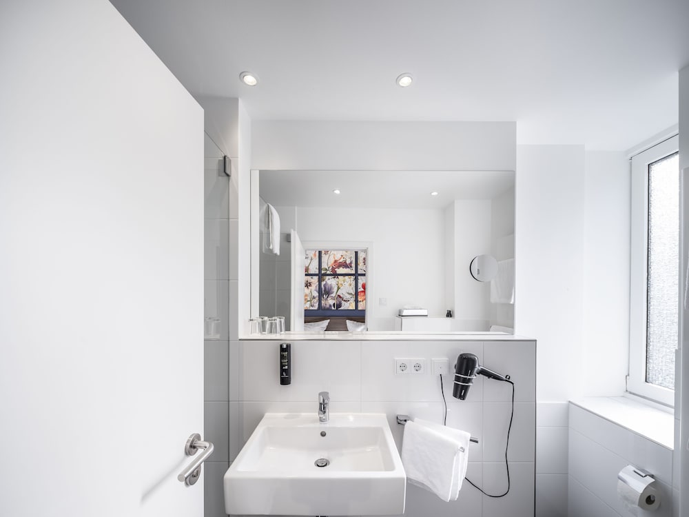 Acor Boutique Hotel 57/58