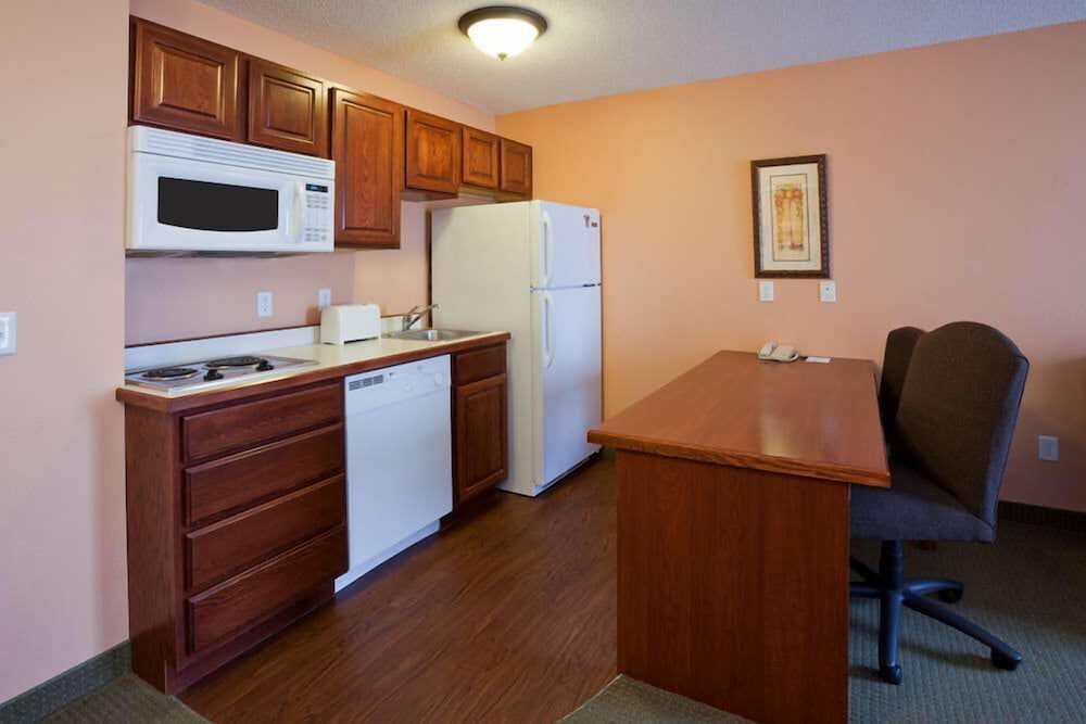 GrandStay Residential Suites - Eau Claire 5/49