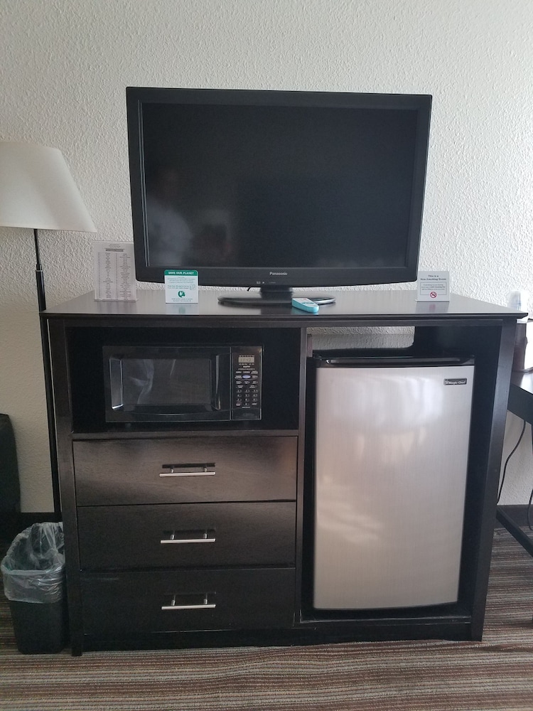 Best Western Plus Newark/Christiana Inn 14/30