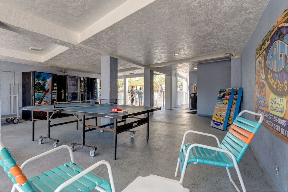 PELICAN POINTE SUITES 39/58