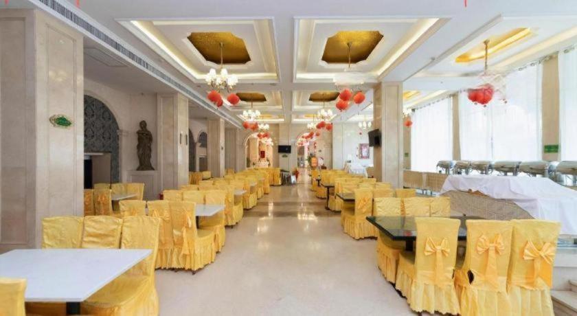 Vienna Hotel (Yangshuo Yinxiang) 44/56