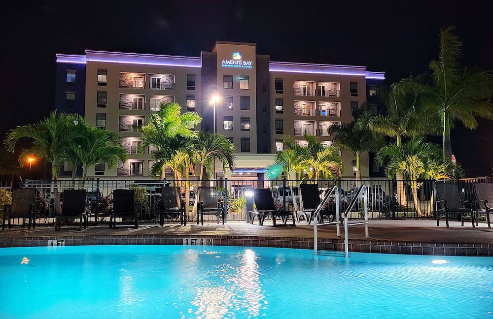 Coral Pointe Sarasota, an Ascend Collection Hotel 3/37