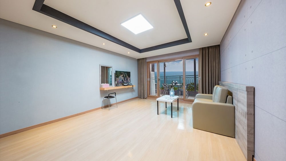 Aria Pension Resort 36/47