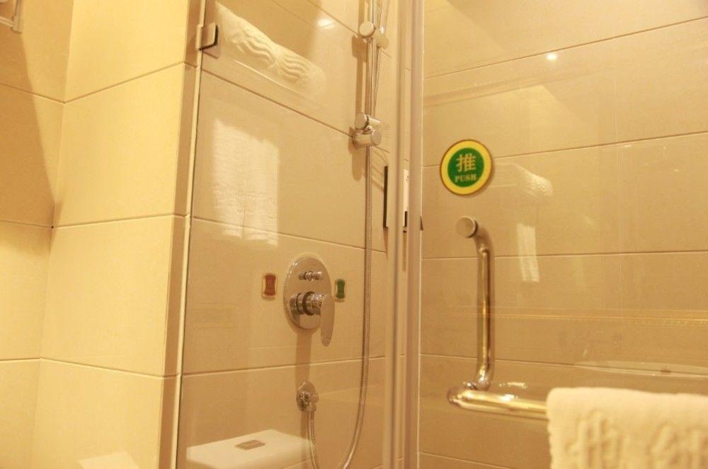 Vienna Hotel Pudong Airport Chenyang Rd 16/17