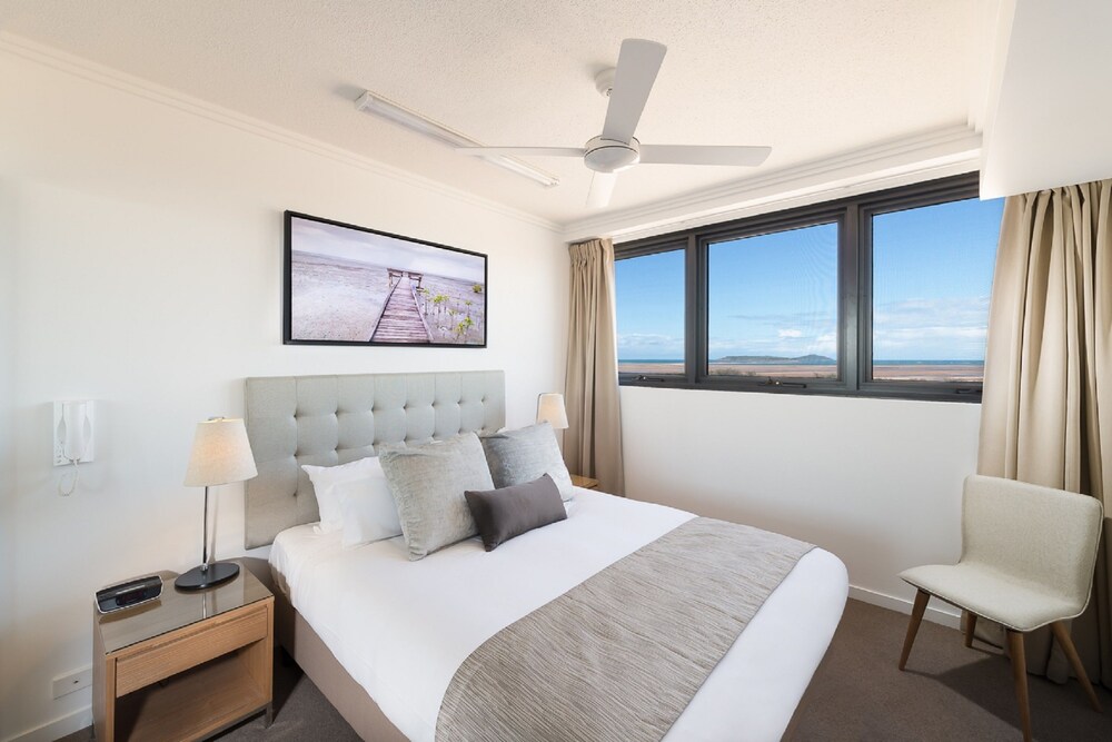 Property Vine - Pacific Sands 22/60