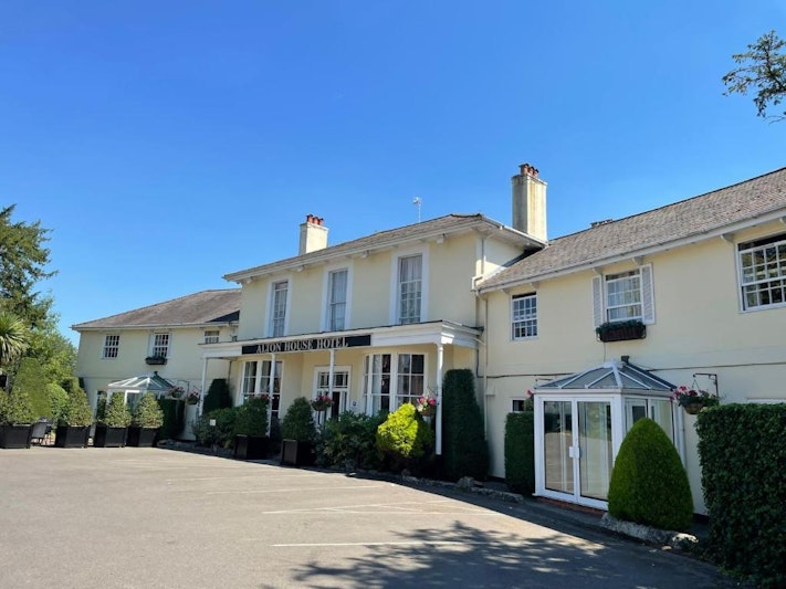 Alton House Hotel 1/6