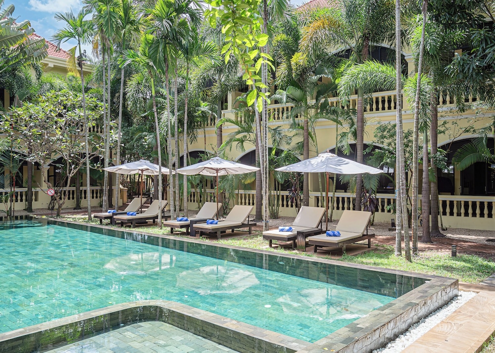 Pavillon D Orient Boutique Hotel 43/50
