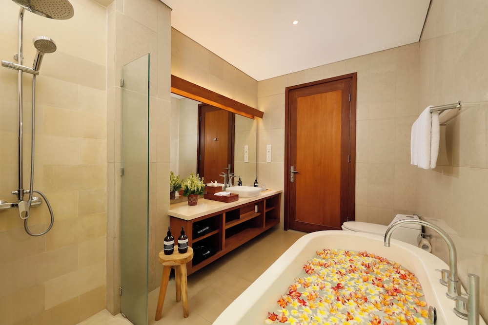 The Bija Villas Canggu 33/35