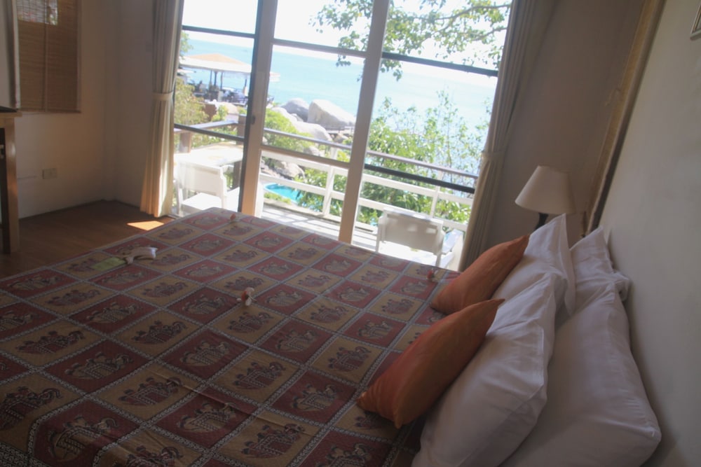 KOH TAO HILLSIDE RESORT 48/66