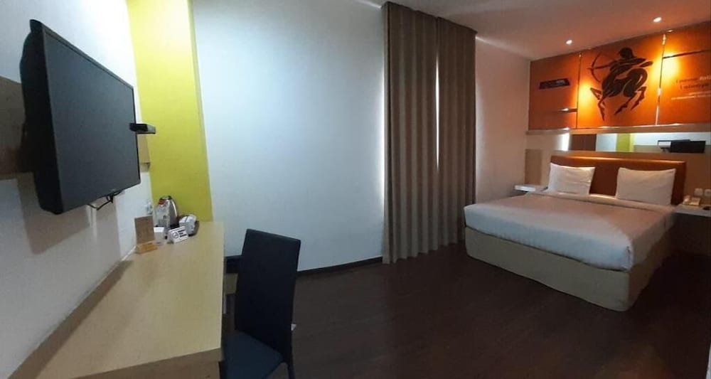Best Hotel Kedungsari 11/42