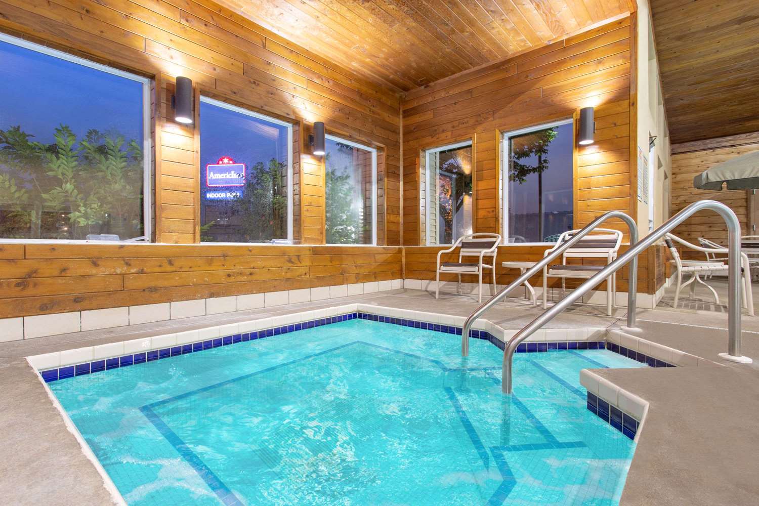 Americinn By Wyndham Boscobel 12/40