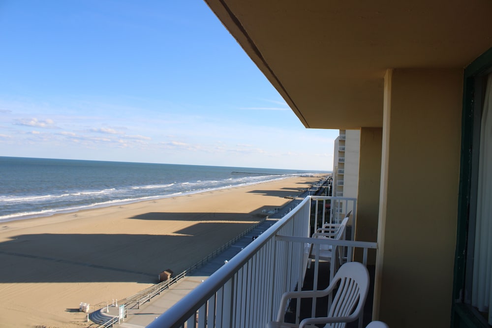 Ocean Resort 33/36