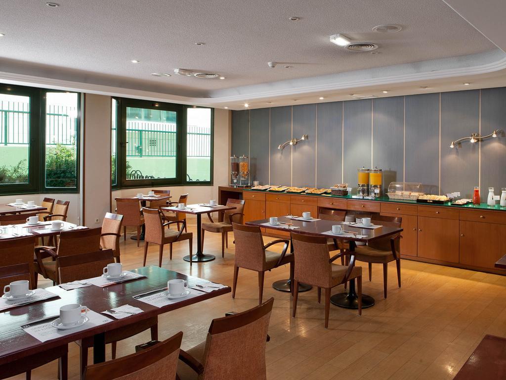 Aparthotel Th Las Rozas 24/33