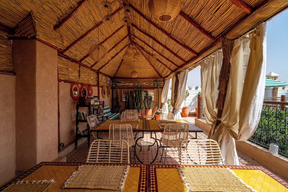 Riad Asrari 31/49