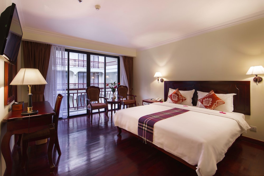 SMILING HOTEL AND SPA 17/50