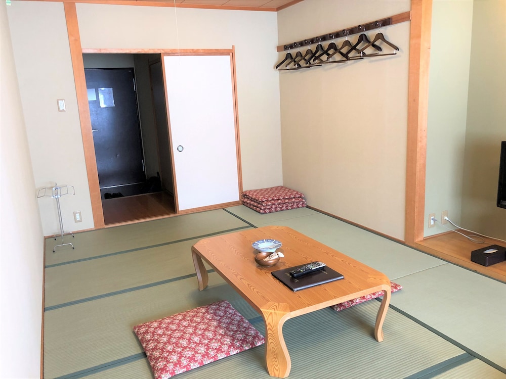 Hotel Sunny Shiga 25/50