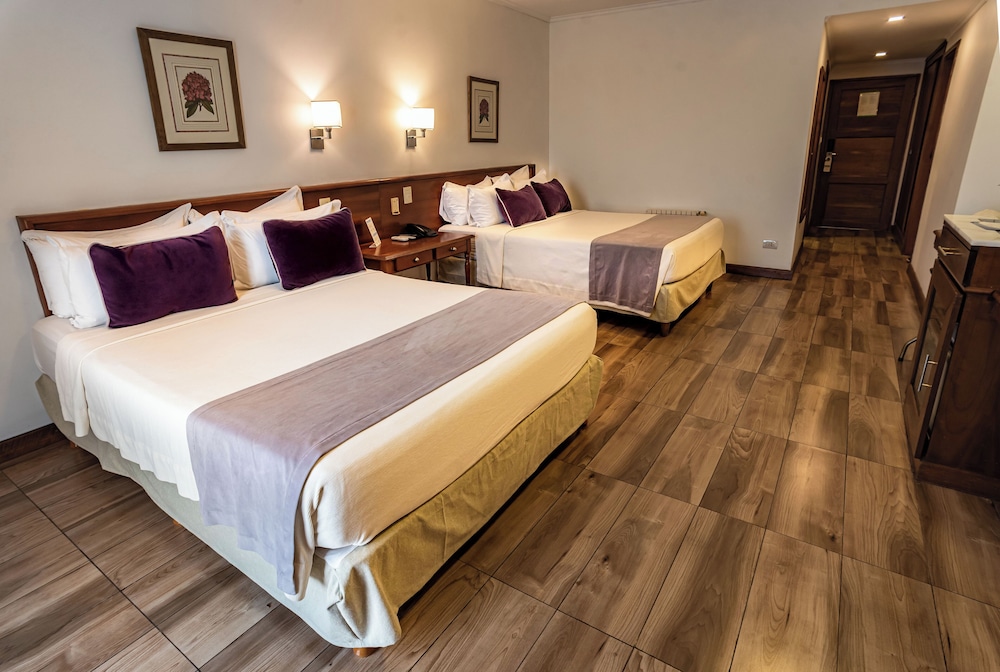 Saint George Hotel 14/50