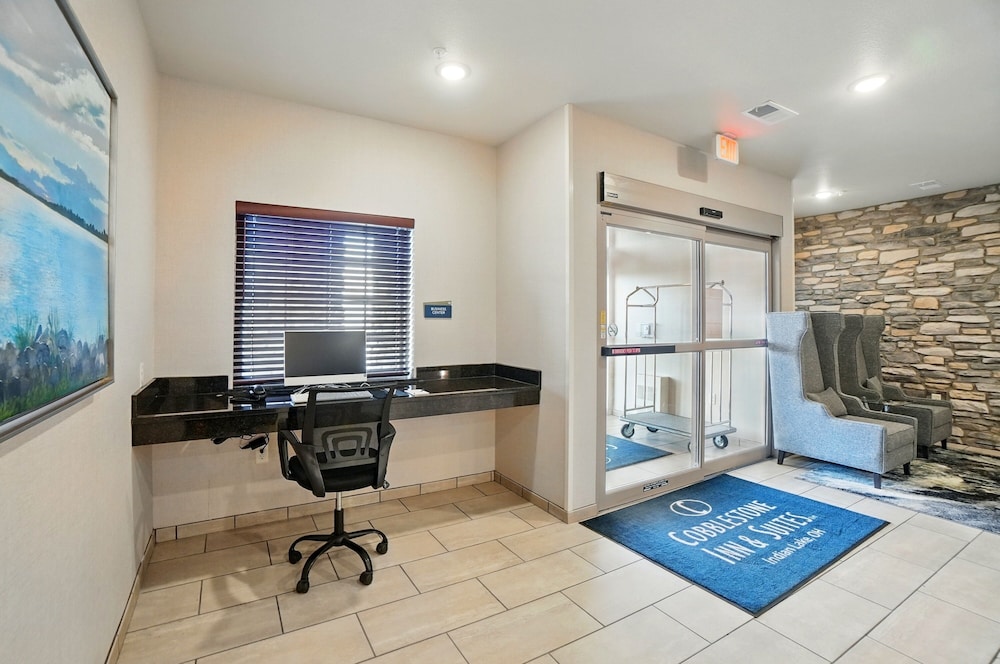Cobblestone Hotel & Suites - Russells Point at Indian Lake 6/50
