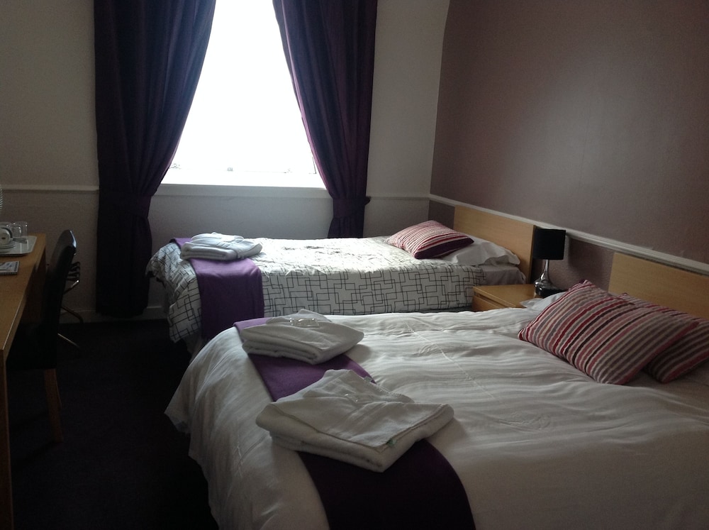 Northumberland Hotel 39/72