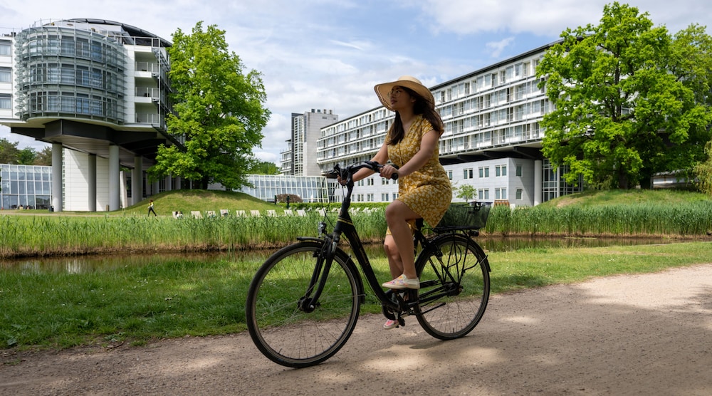 KONGRESSHOTEL POTSDAM AM TEMPLINER SEE 59/66