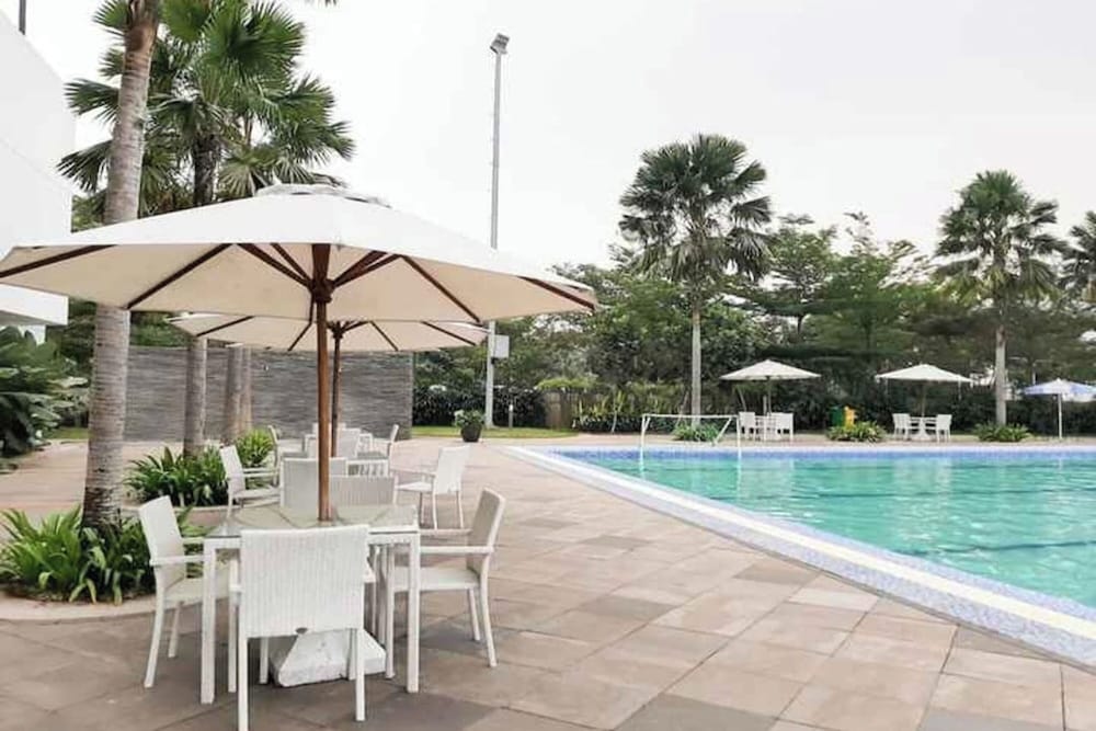 Barata Hotel Near Bandara Soekarno Hatta 27/32