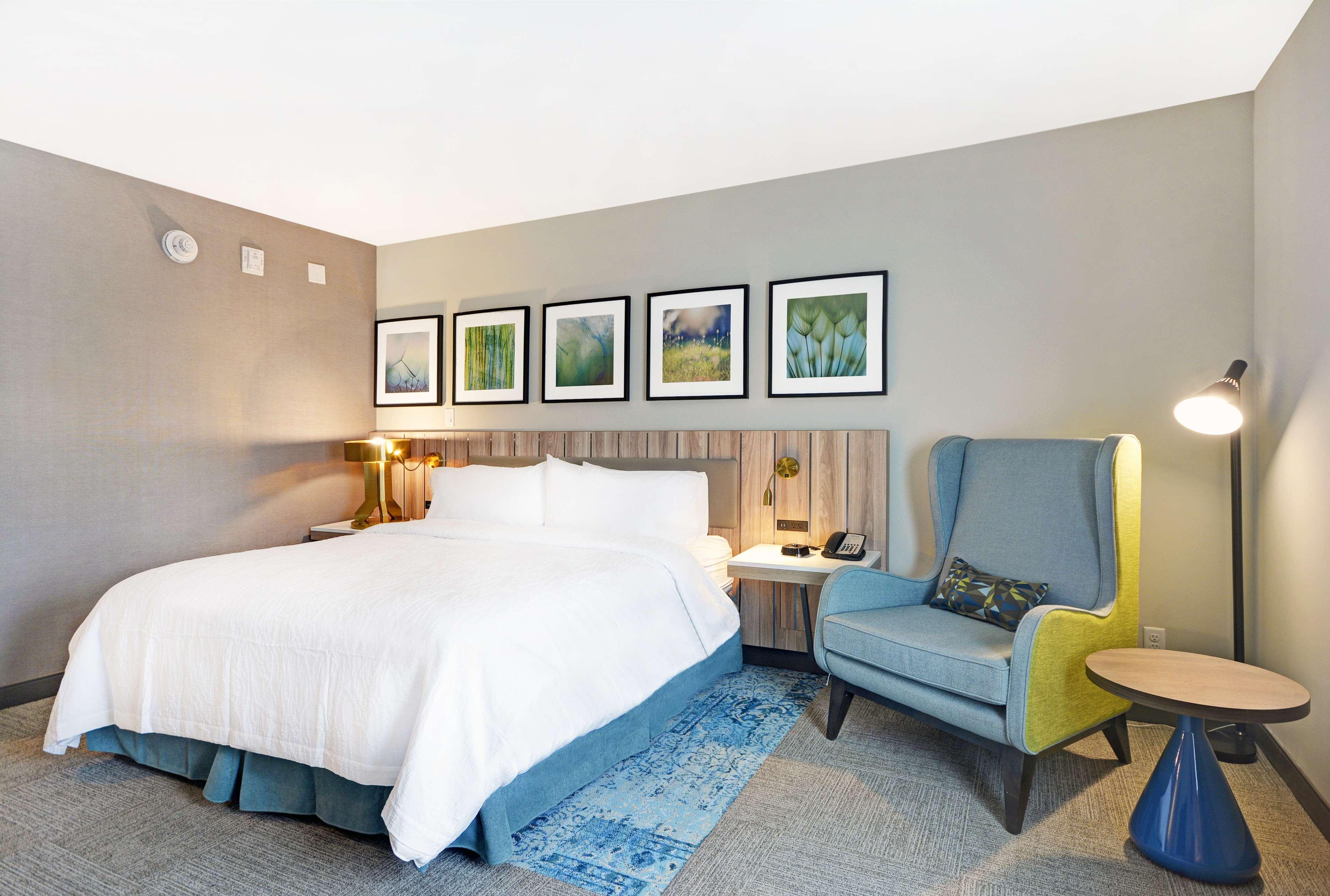 PREMIUM, KING BED