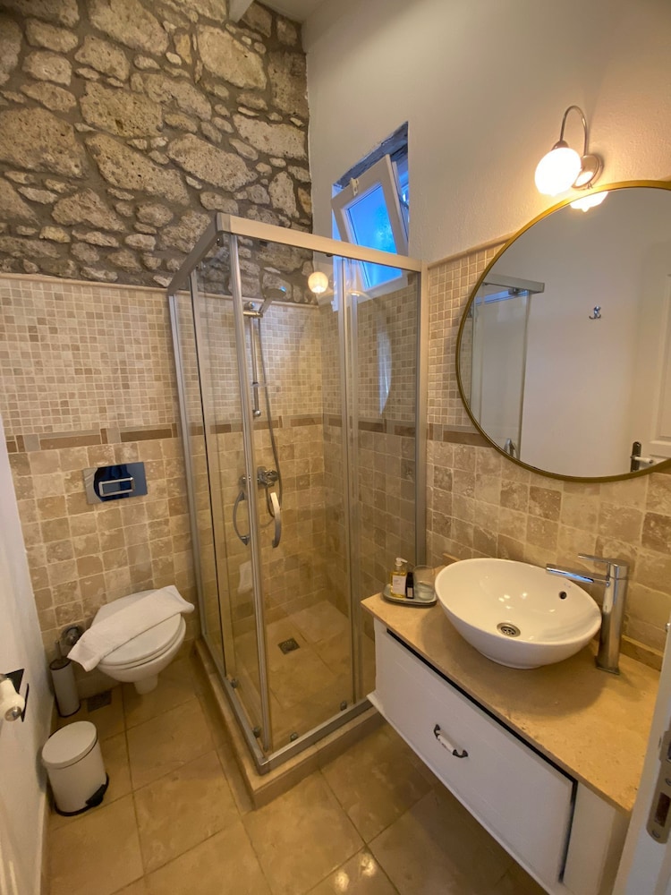 Selin Hotel 49/50
