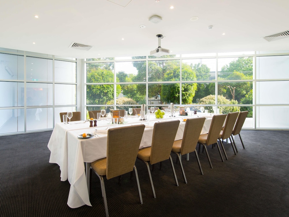 IBIS MELBOURNE GLEN WAVERLEY 67/76