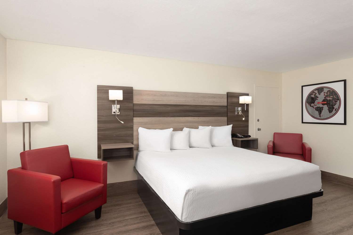 Ramada By Wyndham Kingman 18/52