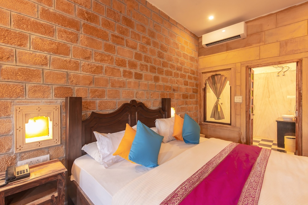 ECONOMY, DOUBLE BED