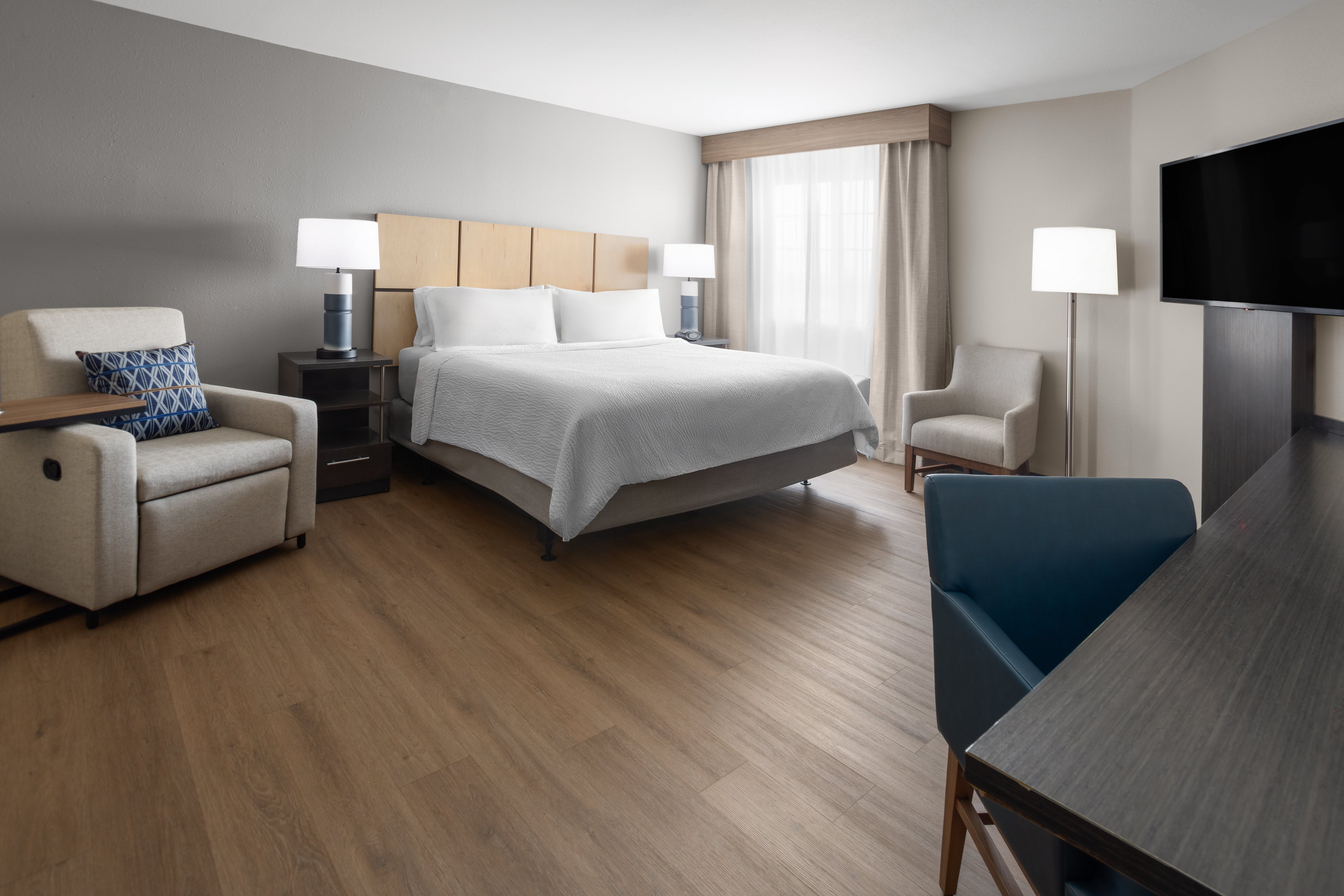 Candlewood Suites Oak Grove - Fort Campbell 24/65