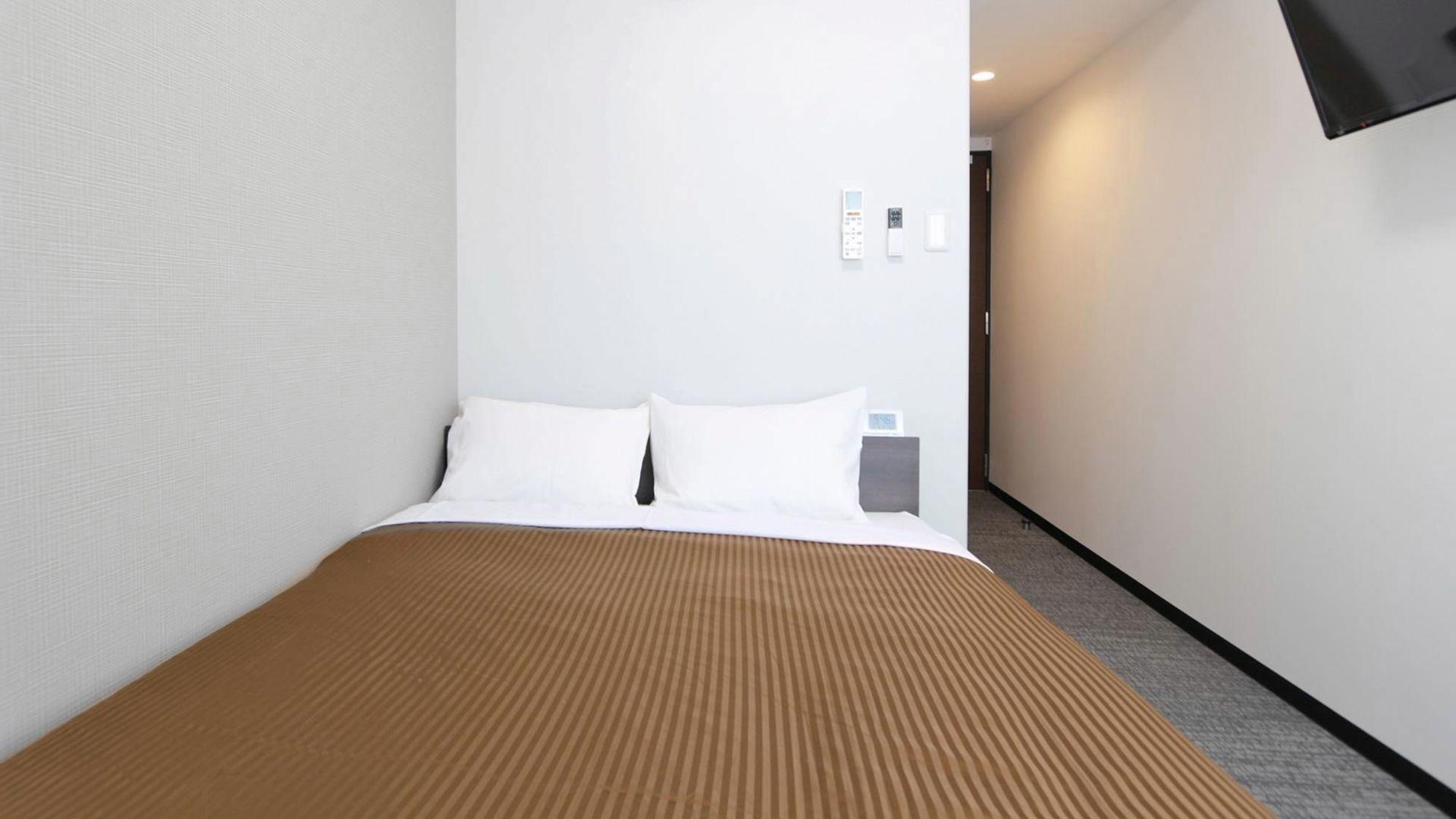 Semi Room, Standard, Semi Double Bed, Smoking