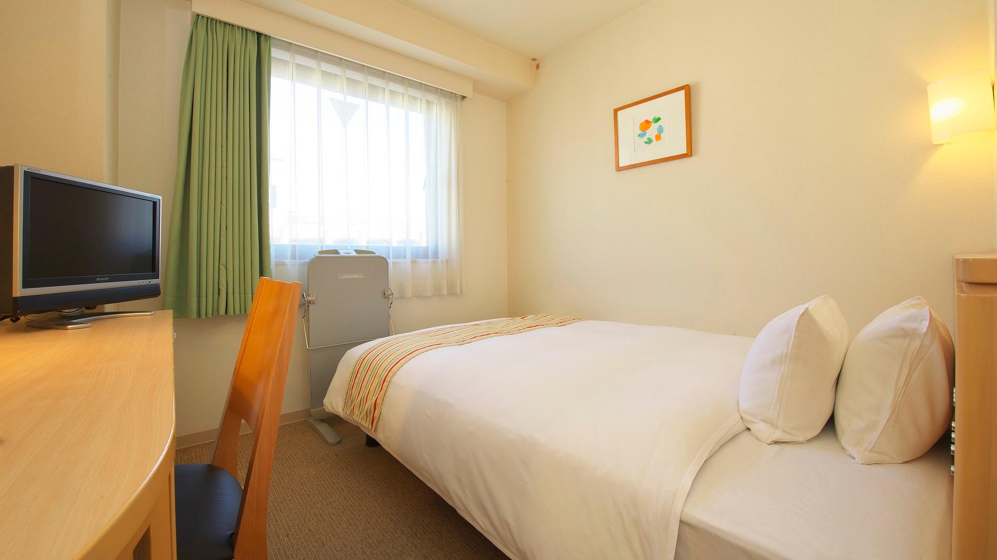 Semi Room, Standard, Semi Double Bed, Smoking