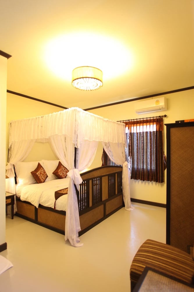 Bann Kong Kam House 50/54