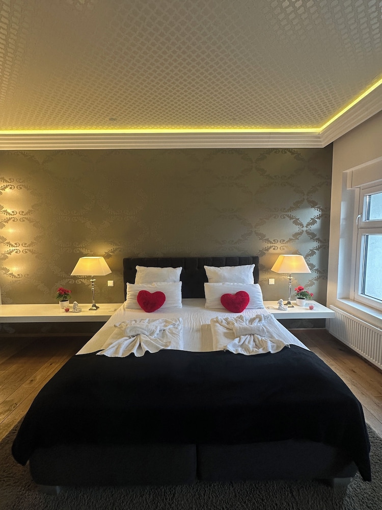 Helvetia Suites 17/52