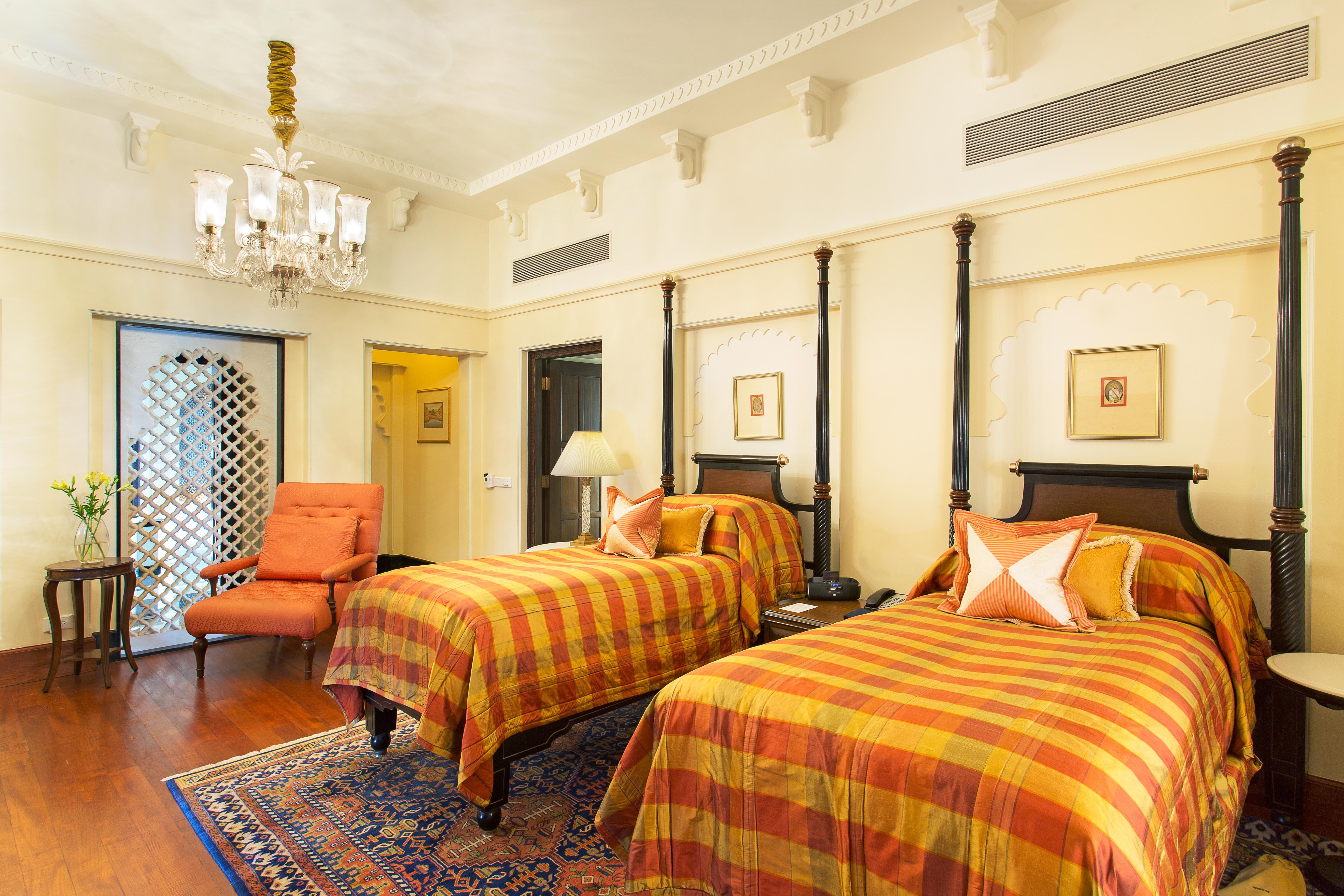 Oberoi Udai Vilas 24/78